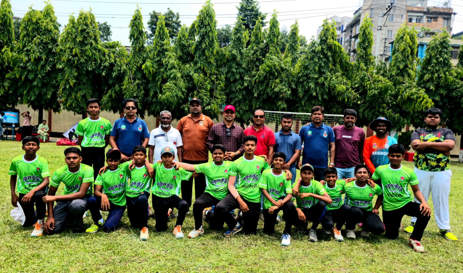নারায়ণগঞ্জকে ৮ উইকেটে হারিয়ে ফাইনালে নরসিংদী জেলা ক্রিকেট দল